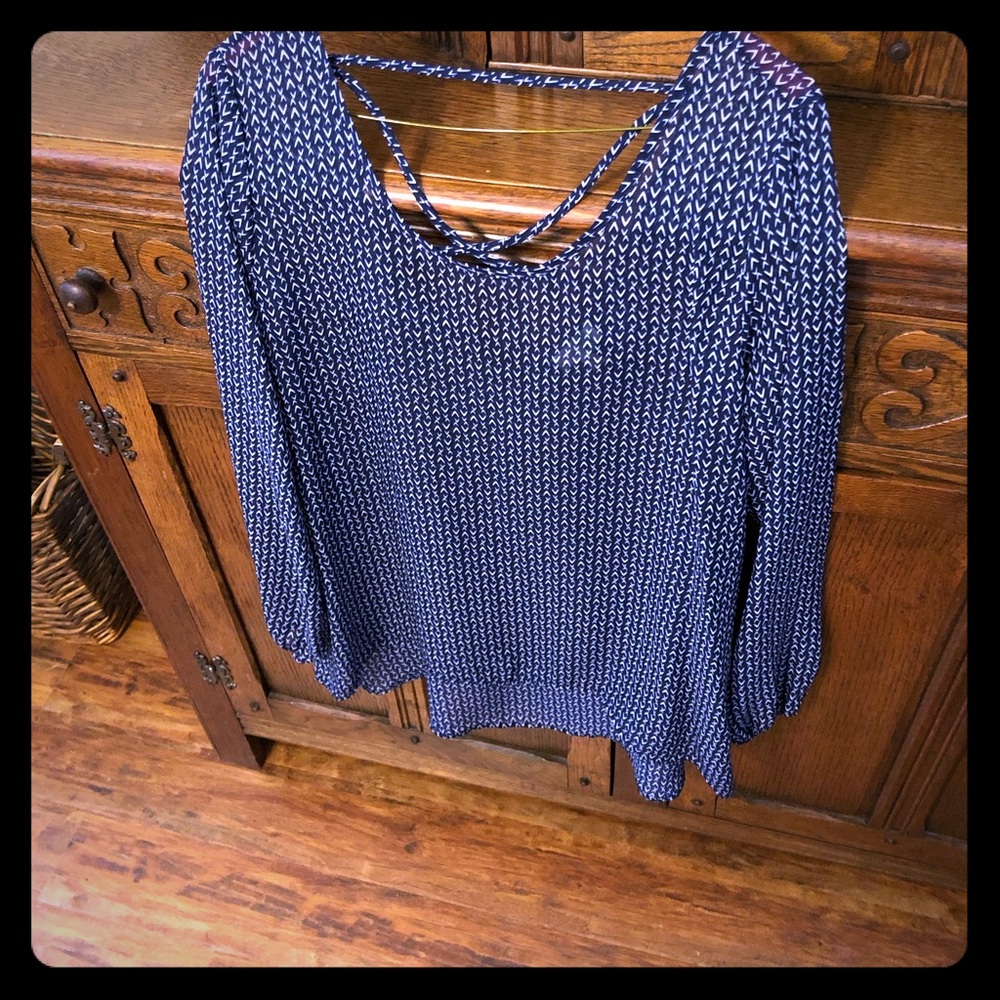 Needs white cami under see through